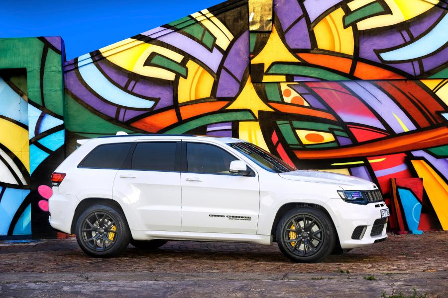  Jeep Grand Cherokee Trackhawk (WK2) 2019 года  (ZA) (фото 26 из 40)
